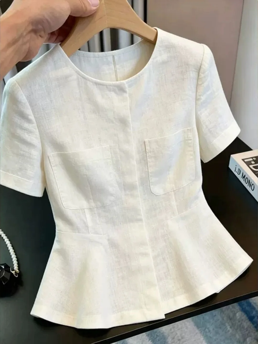 

Elegant round Neck Short Sleeve Base Shirt Pure Color Versatile Summer Beauty Fashionable Top Slim Fit Korean Style Silk Shirt