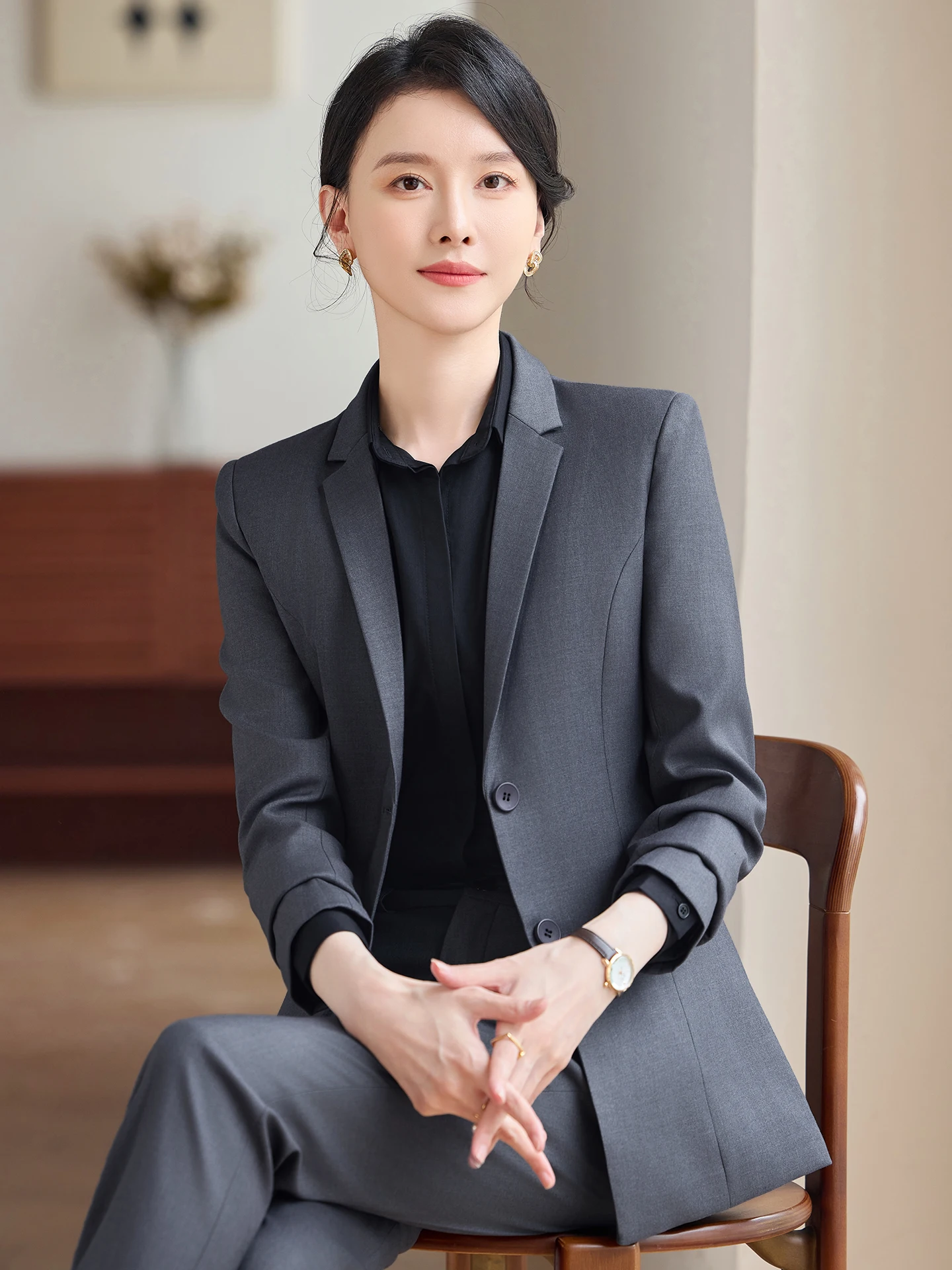 Grey Suit Set for Women 2026 New Spring Commute Professional Work Uniform High End Career Outerwear Long Sleeve Polyester Blend
