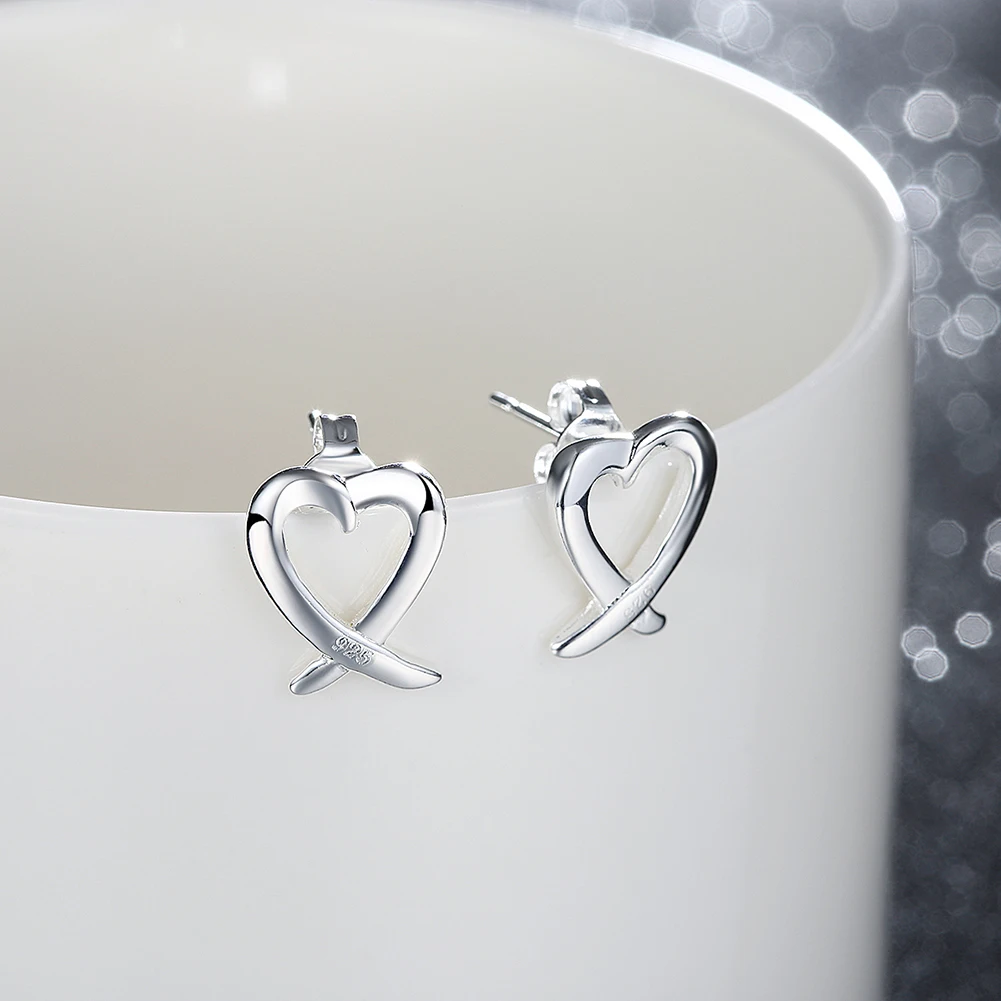 Fine Charms 925 Sterling Silver Fashion Romantic Heart Stud Earrings for Women Holiday Gifts Classic Party Jewelry