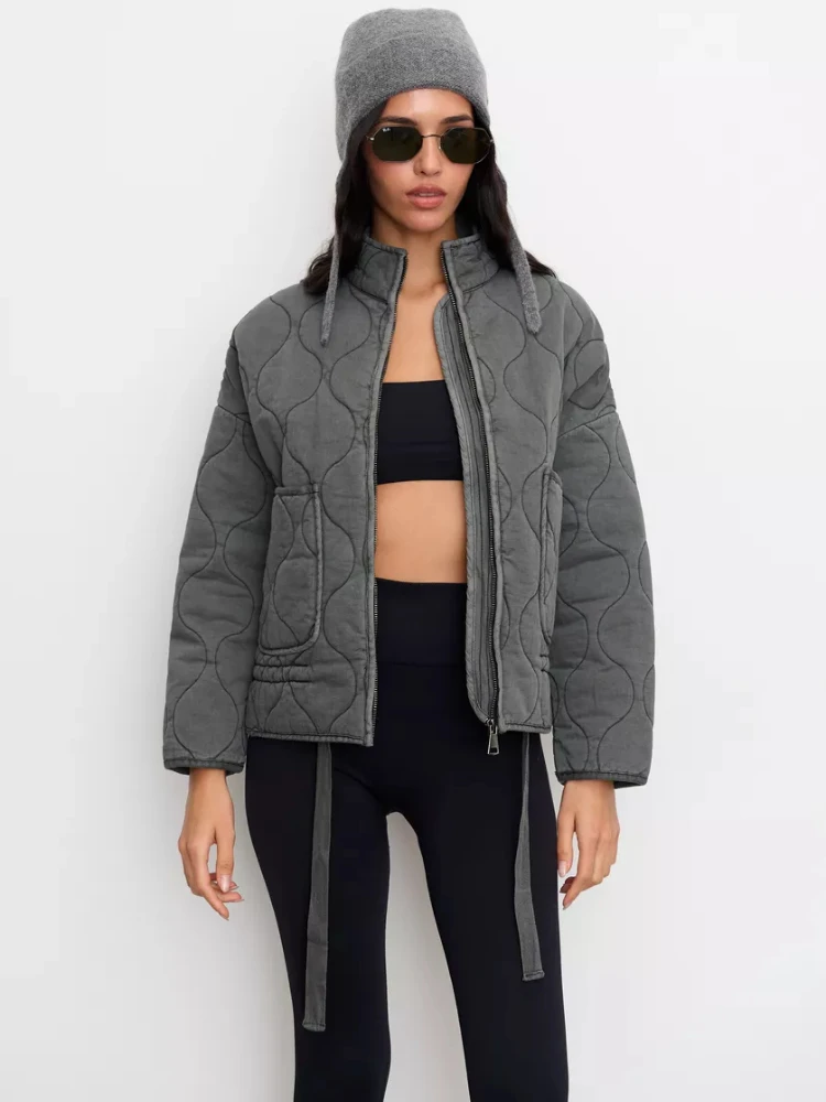 Women\'s Quilted Loose Jacket Mock Neck Long Sleeves Patch Pockets Adjustable Drawstring Hem Solid Overcoat Fall Winter Chic Coat