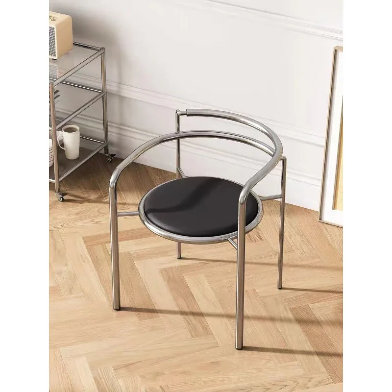 Red and blue chairs, stainless steel fashion home bloggers, the same style, French simple and modern