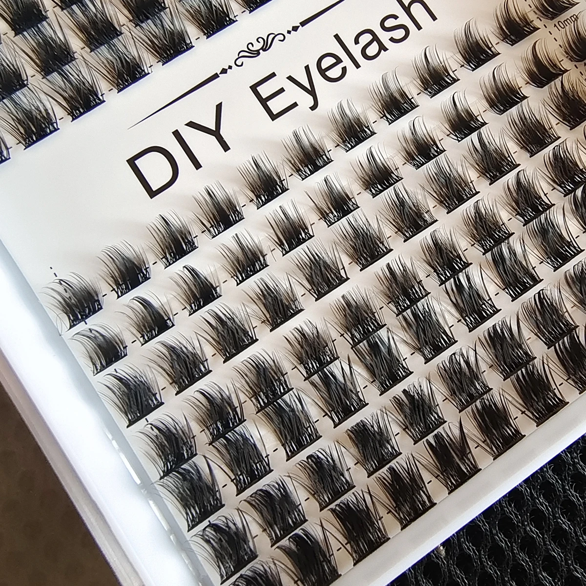 Private Label DIY Cluster Fake Lashes Kit Benutzerdefinierte natürliche Wimpernverlängerungszubehör Falsche Wimpern Set mit Kleber und Pinzette