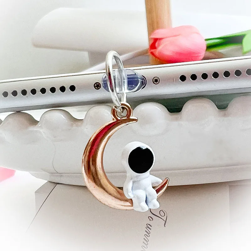 Mobile phone dust plug Diy three-dimensional astronaut star and moon pendant mobile phone universal earphone dust plug data cabl