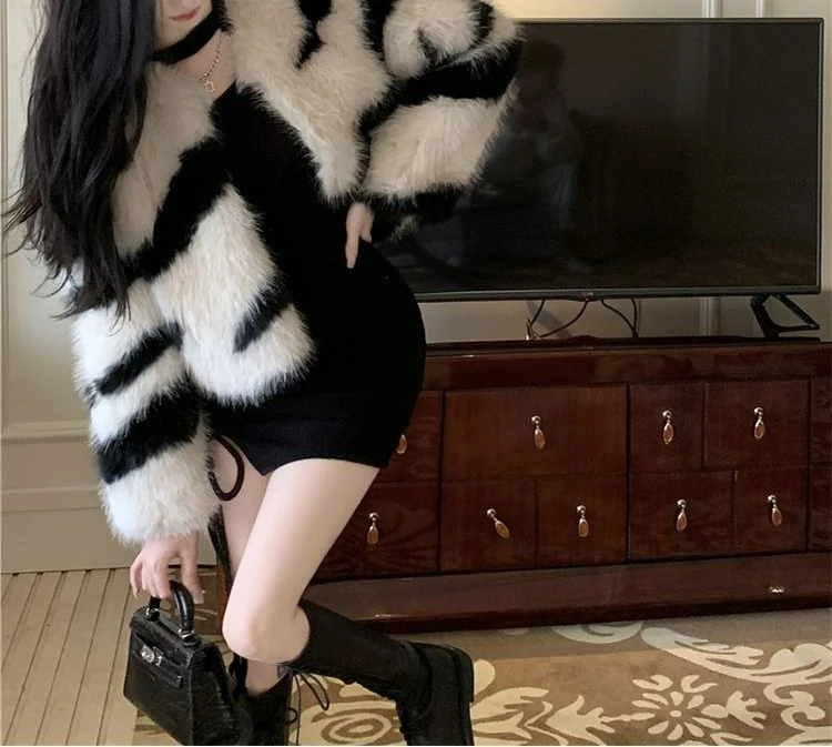 

Short Fur Women's 2025 Winter New Style Temperament High-end Fur Coat