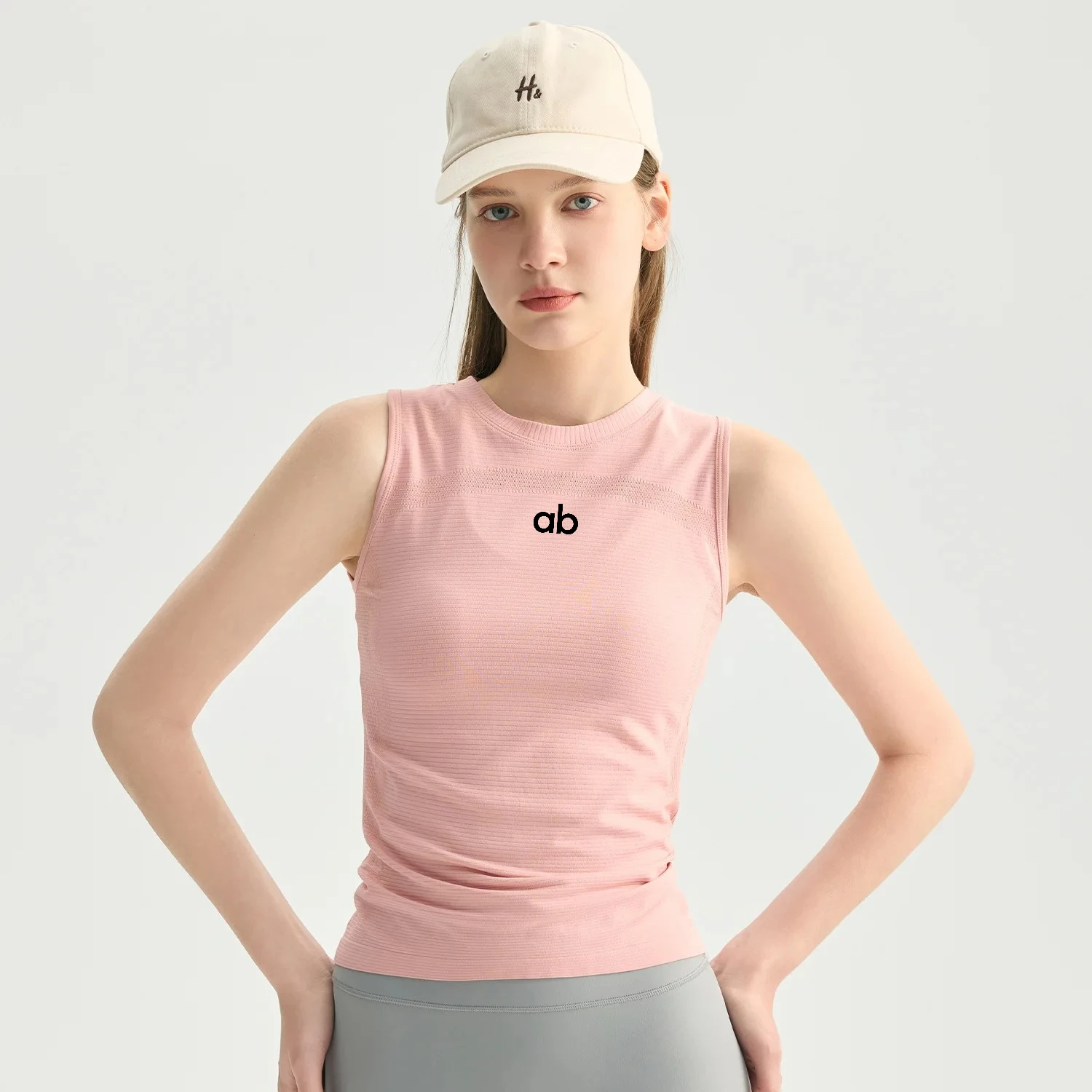 Women's Sporty Mesh Vest Breathable Quick Dry Slim Fit Sleeveless Top Yoga Fitness Beautiful Shoulder Line Running Fitness Vest image 2
