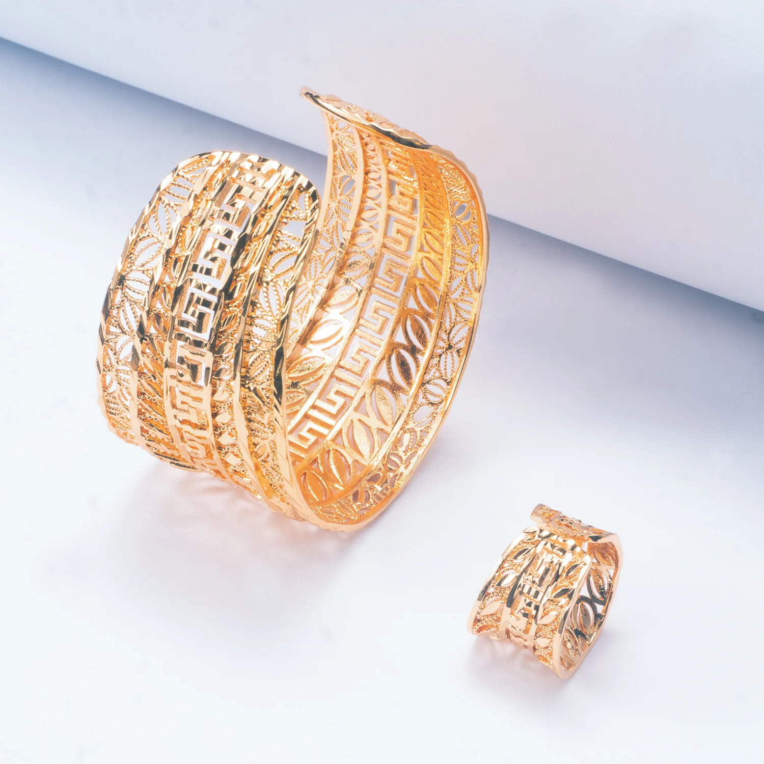 9999 Gold Heavy Industry Decorative Wedding Hollowed-out Bracelet Ring Set - Middle Eastern Women's Open-ended Bracelet