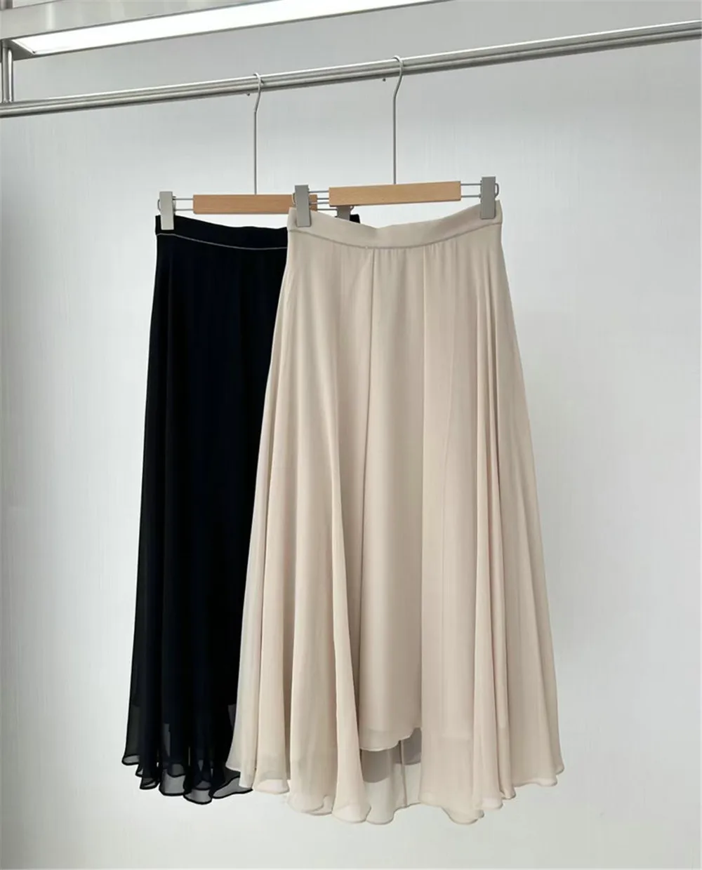 25 primavera/verão nova feminina 100% seda amoreira de alta qualidade e elegante linha a grande balanço meia saia