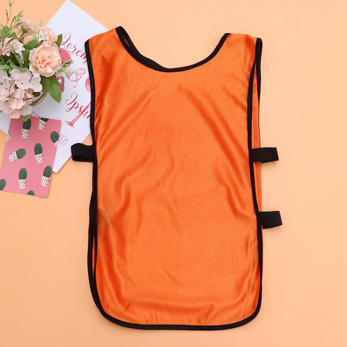 

6Pcs Football Training Vest Set Breathable Quick-Dry Polyester Team Sport Vest for Soccer Basketball Hockey Volleyball