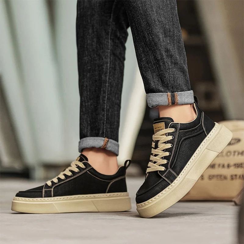 New black thick soled men's board shoes Trendy classic versatile styles Outdoor street walking and sports Quality Youth Shoes