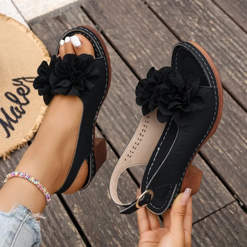 Women's Slingback Sandals Open Toe Block Heel Floral Applique Cutout Detail Casual Summer Footwear Adjustable Buckle Strap 2026