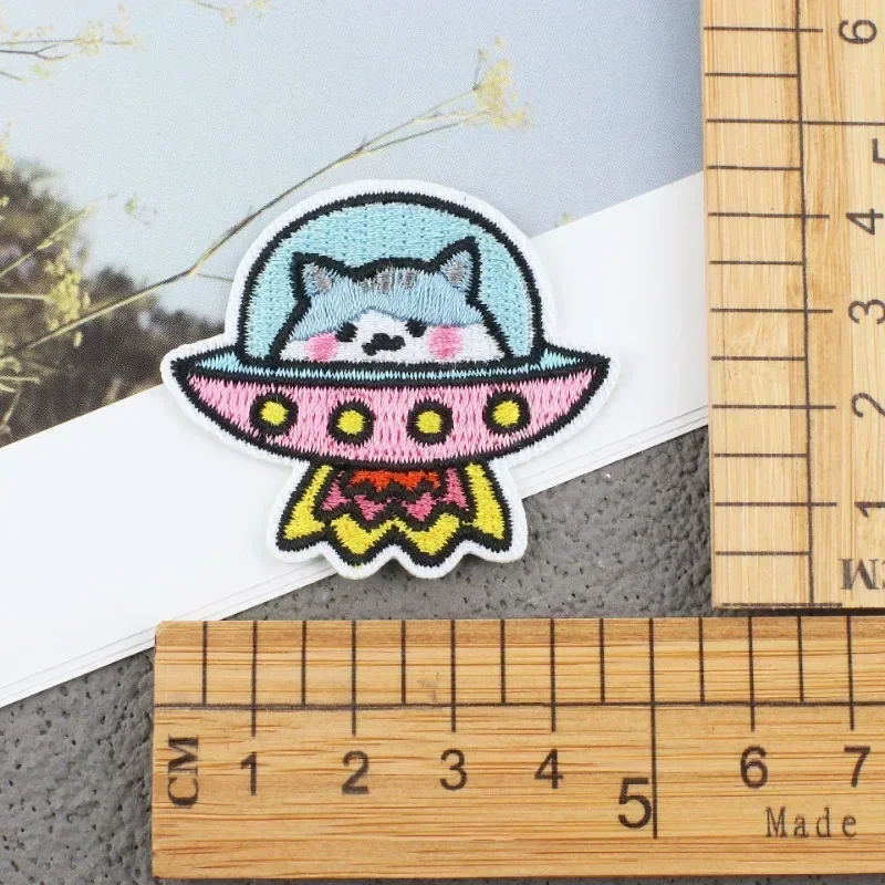 Cute Space Rabbit Embroidery Cloth Sticker Clothes Decorative Patch Sticker Spaceship Little Rabbit Computer Ironing Zhang Zai