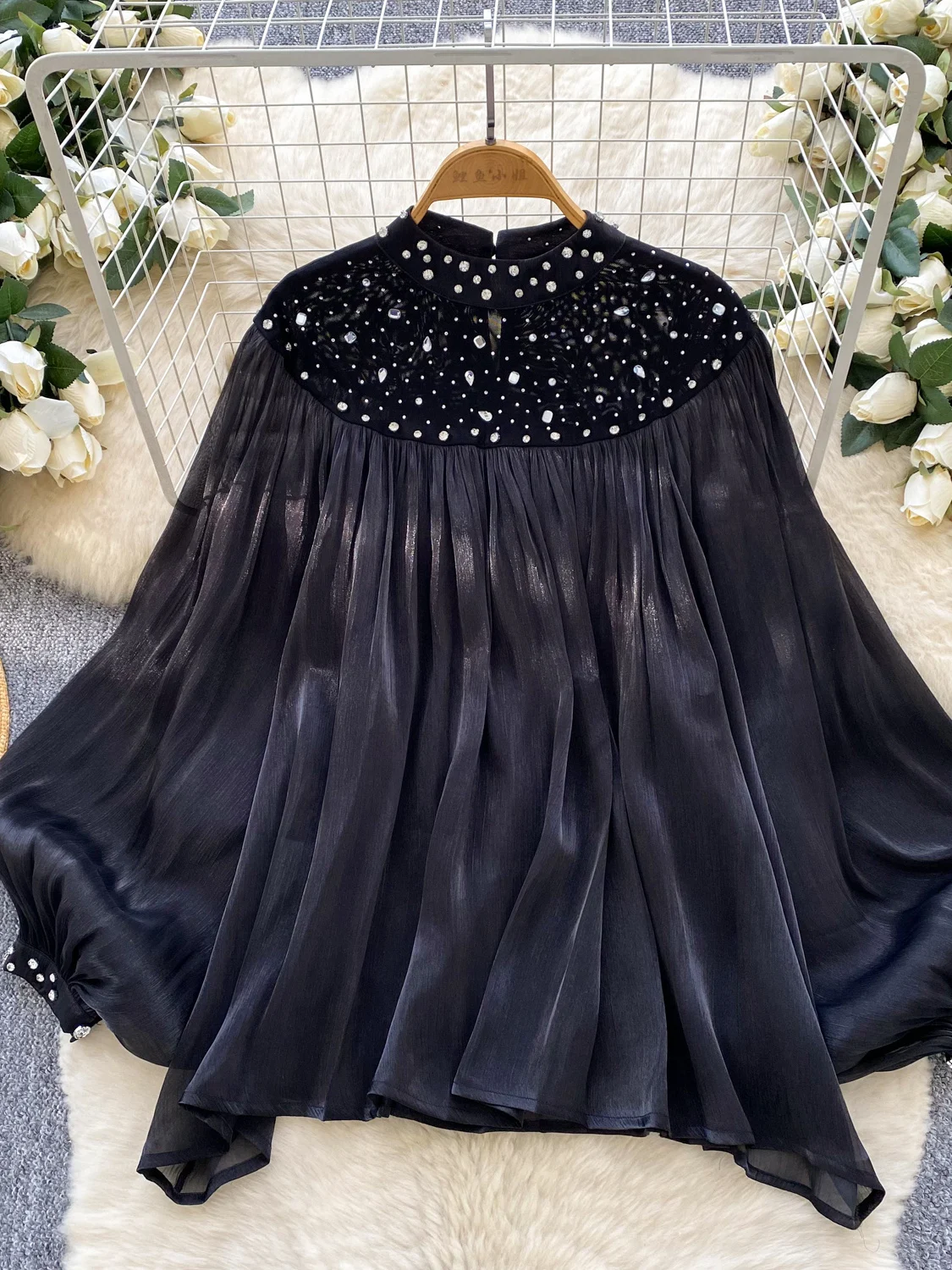 Lampa z ciężkimi koralikami, zdobiona frędzlami, siateczka, luźna bluzka damska w stylu casual, elegancka, z włókna poliestrowego, długa.