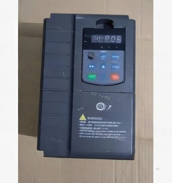 

The frequency converter 380V-3.7kw/5.5kw second-hand disassembly function is normal