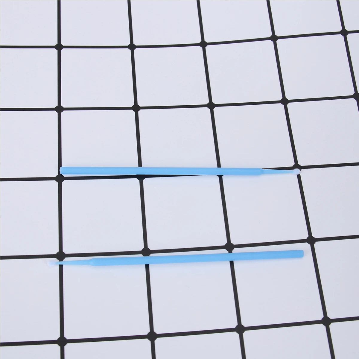 

100pcs Disposable Micro Applicator Eyelash Extension Cotton Swab Eyelash Micro Brush Wands Makeup Tools Size L (Light Blue)