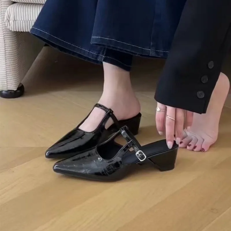 French Block Heel Pointed Toe Mary Zhen Cool Drag 2026 Spring and Summer New Design Sense Niche Baotou Half Slippers Women