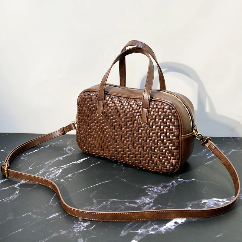 

Vintage Hand Woven Box Boston Bags For Women Luxury Designer Handbag And Purses 2025 New In PU Cross Weaving Top handle Shoulder