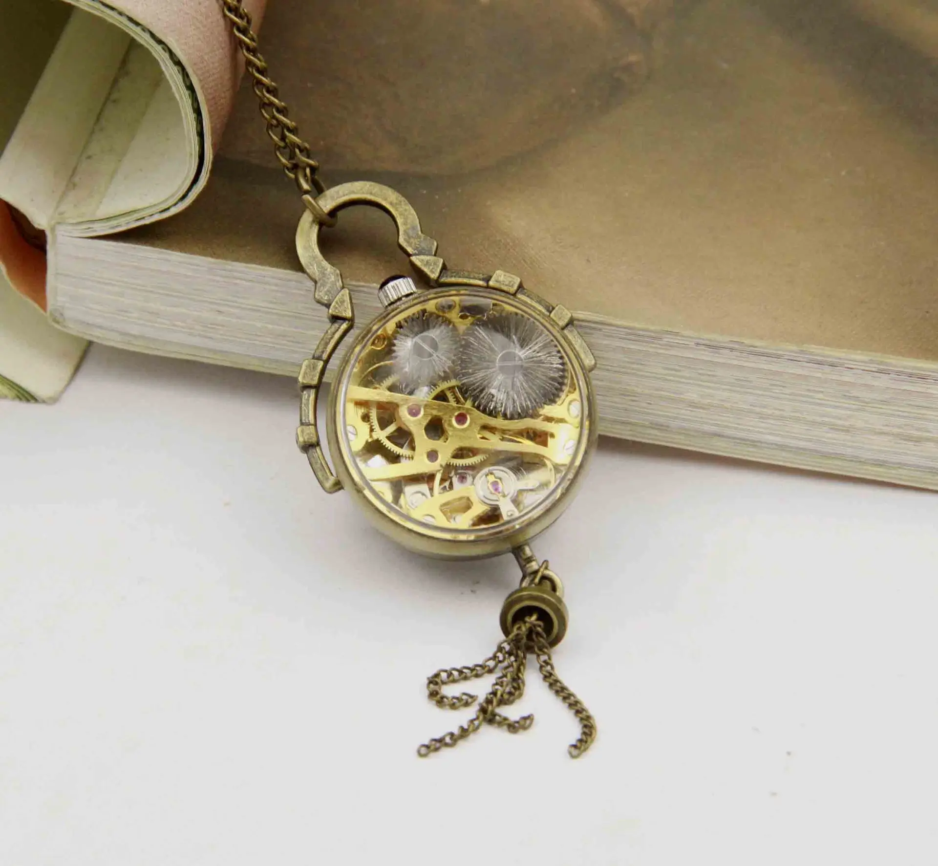 2 Pieces Luxury Vintage Mechanical Pocket Watch for Men Male Transparent Glass Roman Numerals Man Fob Chain Man Pendant Clock