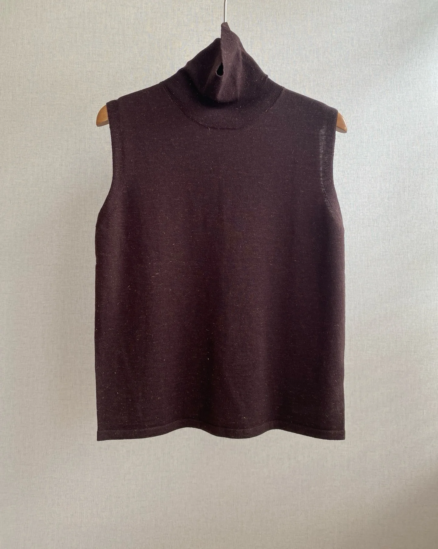 Basic Sleeveless Knitted Tank Top Ladies High Turtleneck Layering Vest