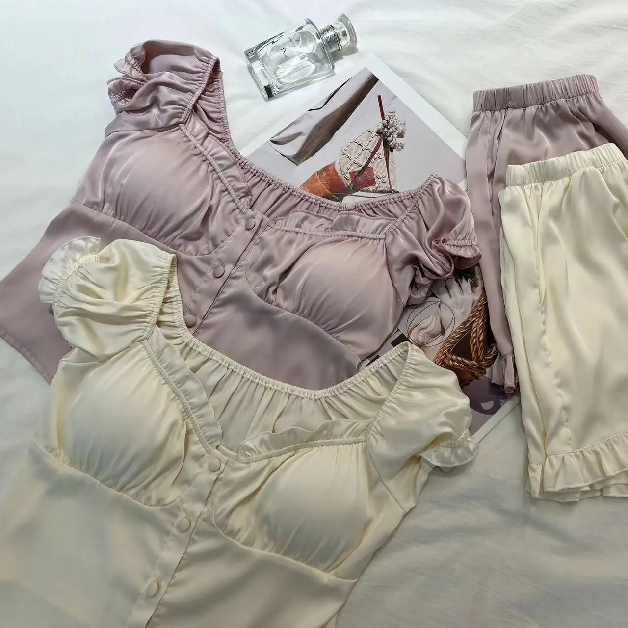 Summer Sweet Female Girl Pajamas Set Short Sleeve Shorts Pijamas Suit Sexy V-Neck Sleepwear Nightwear Loose Satin Home Clothes