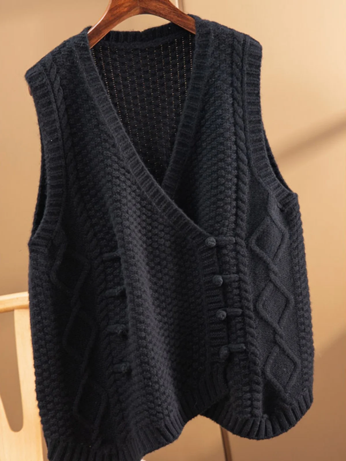 

Женский дизайнерский кардиган-жилет с двойным рядом пуговиц, верхняя одежда, свитер-пальто, V-образный вырез, стандартная длина, для повседневной носки