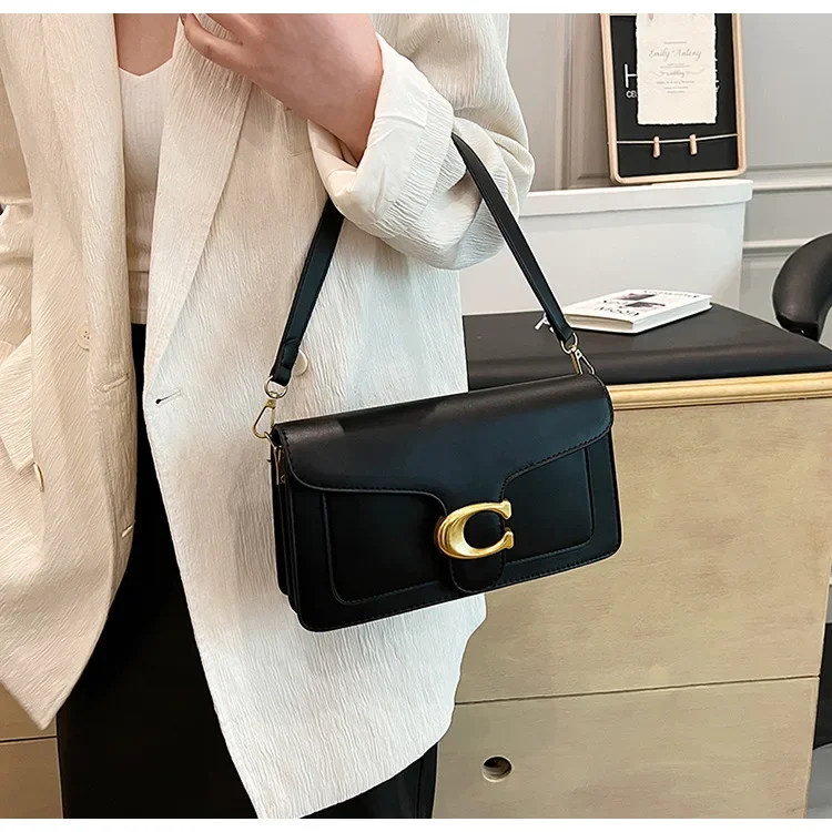 

Niche Design Small Square Bag for Women, European & American Style, Elegant Lady-Chic, Versatile Commute Shoulder & Handheld Bag