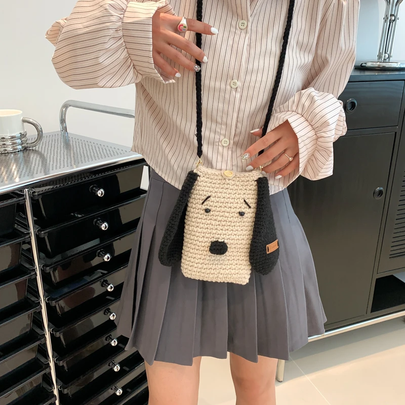 Handmade Woven Bag For Women Woolen Shoulder Crossbody Bag Cute Knitted Cartoon Bag Young Girl Crochet Snoopy Mobile Phone Bag