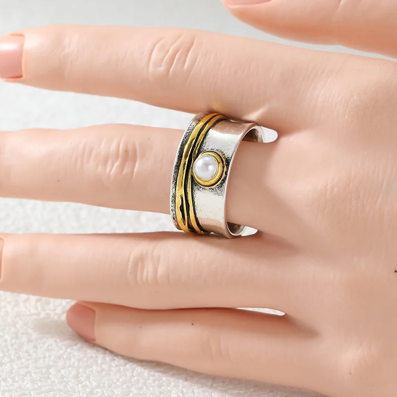 Vintage Two Tone Wide Edition Women's Ring Literary Retro Style Personalized Metal Ring Bohemian Style Jewelry Accessory