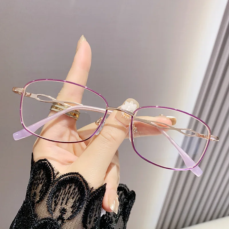 Neue Lesebrille für Männer und Frauen mit Metallrahmen, Blaulichtfilter, Alterssichtigkeit-Brille, Ermüdungshemmende Computer-Brille mit +1,5 +2,0 +2,5
