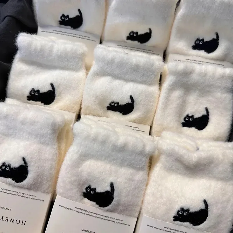 Cute Cat Plush Sock Winter Women Girls Thickened Warm White Middle Tube Socks Fashion Daily Soft Comfortable Sleep Floor Socks