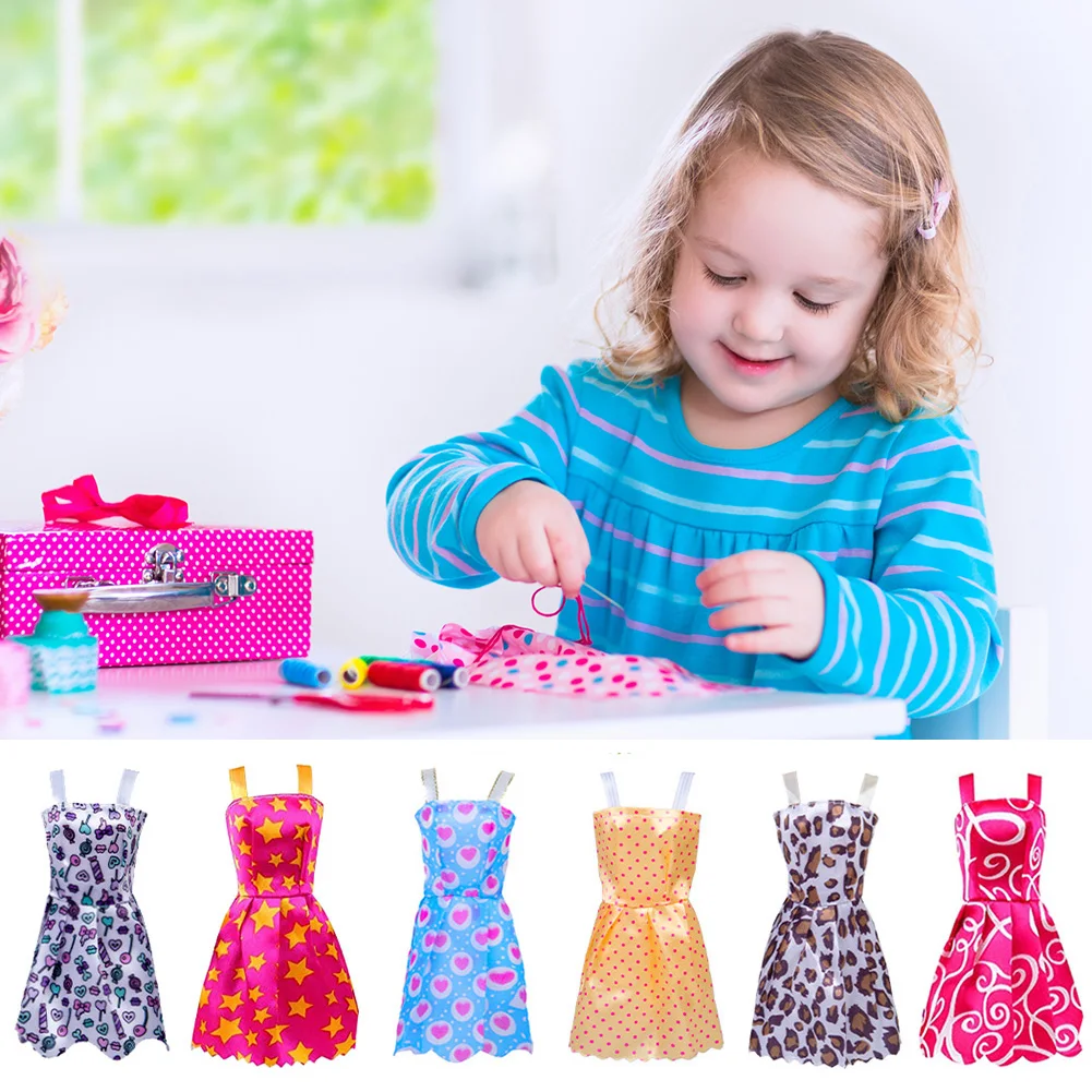 

32 шт., модная одежда для кукол, платье для куклы из полиэстера, мини-фея, коллекция одежды, случайный стиль для девочек, подарочные аксессуары