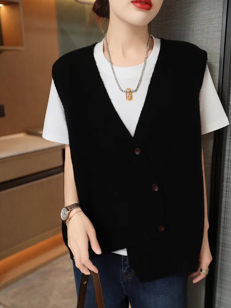 2024 Autumn And Winter New Irregular V-neck Vest Fashionable Pure Wool Sweater Women\'s Slimming Elegant Commuter Vest