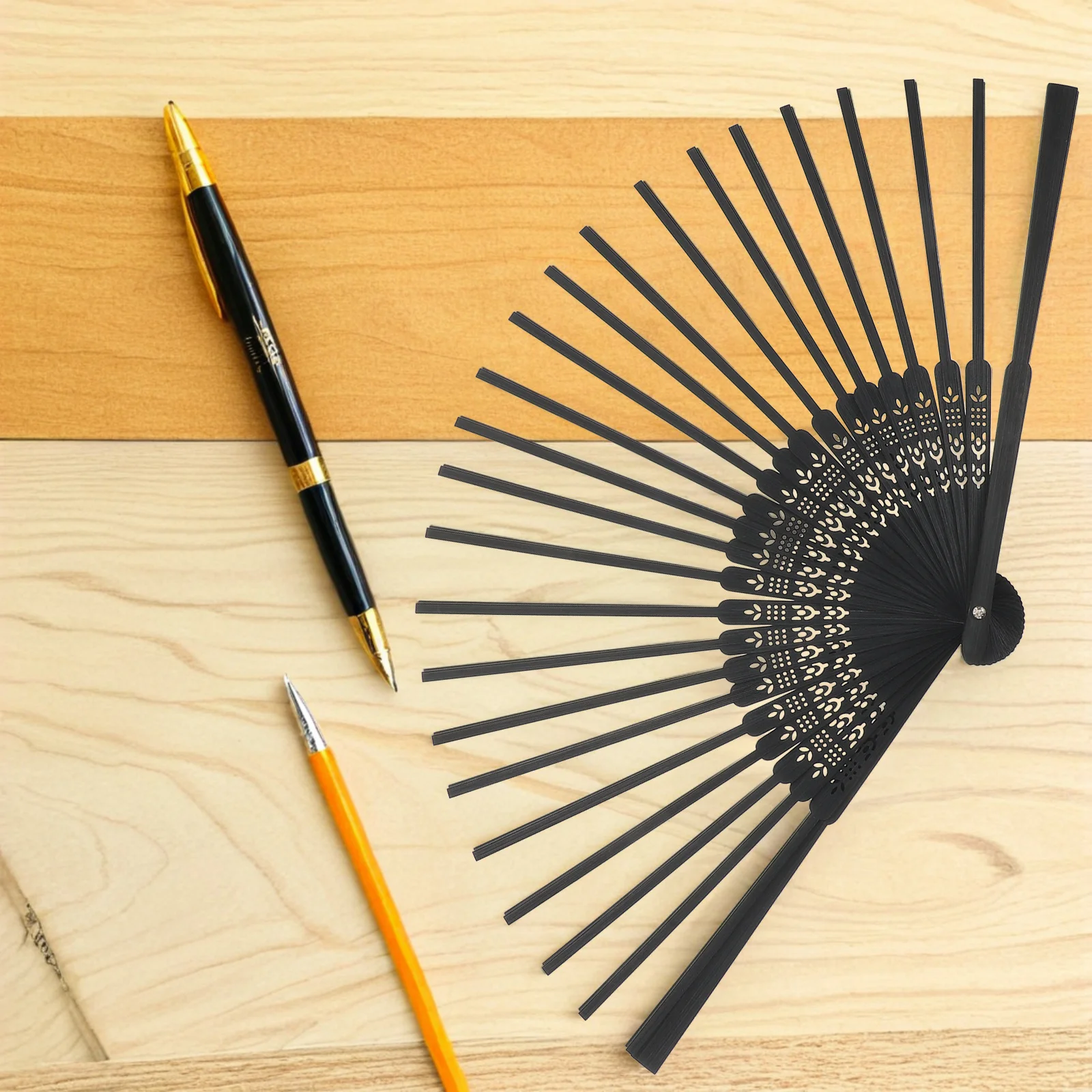 

4pcs Bamboo Fan Frame: Blank Diy Chinese Japanese Folding Fan Ribs Craft Kit For Art Projects Decor Gifts Handicraft Supplies