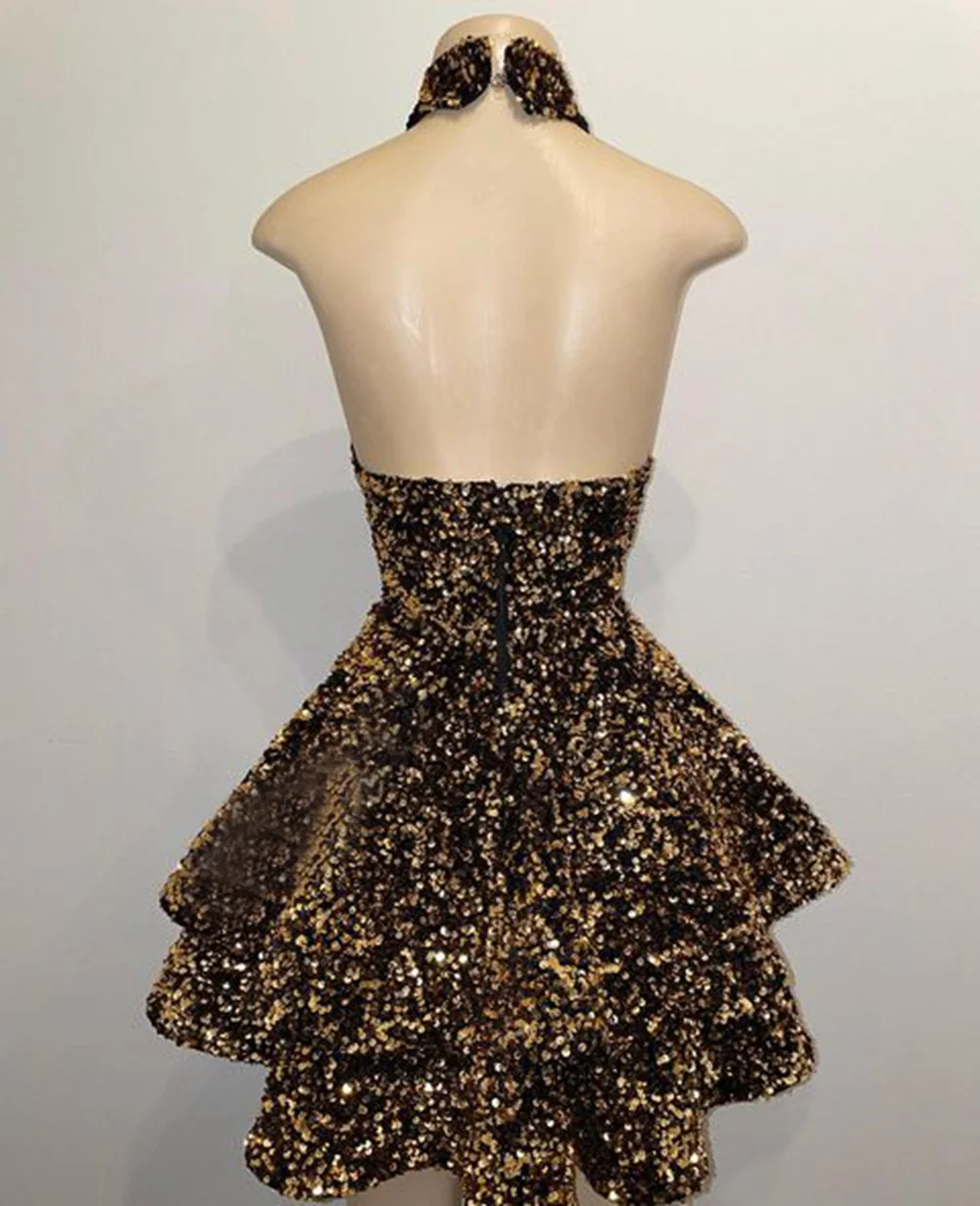 Neue Gold Kurze Prom Kleider Halfter Ärmellose Sparkly Pailletten Backless Schwarz Mädchen Geburtstag Party Kleider Robe De Soiree