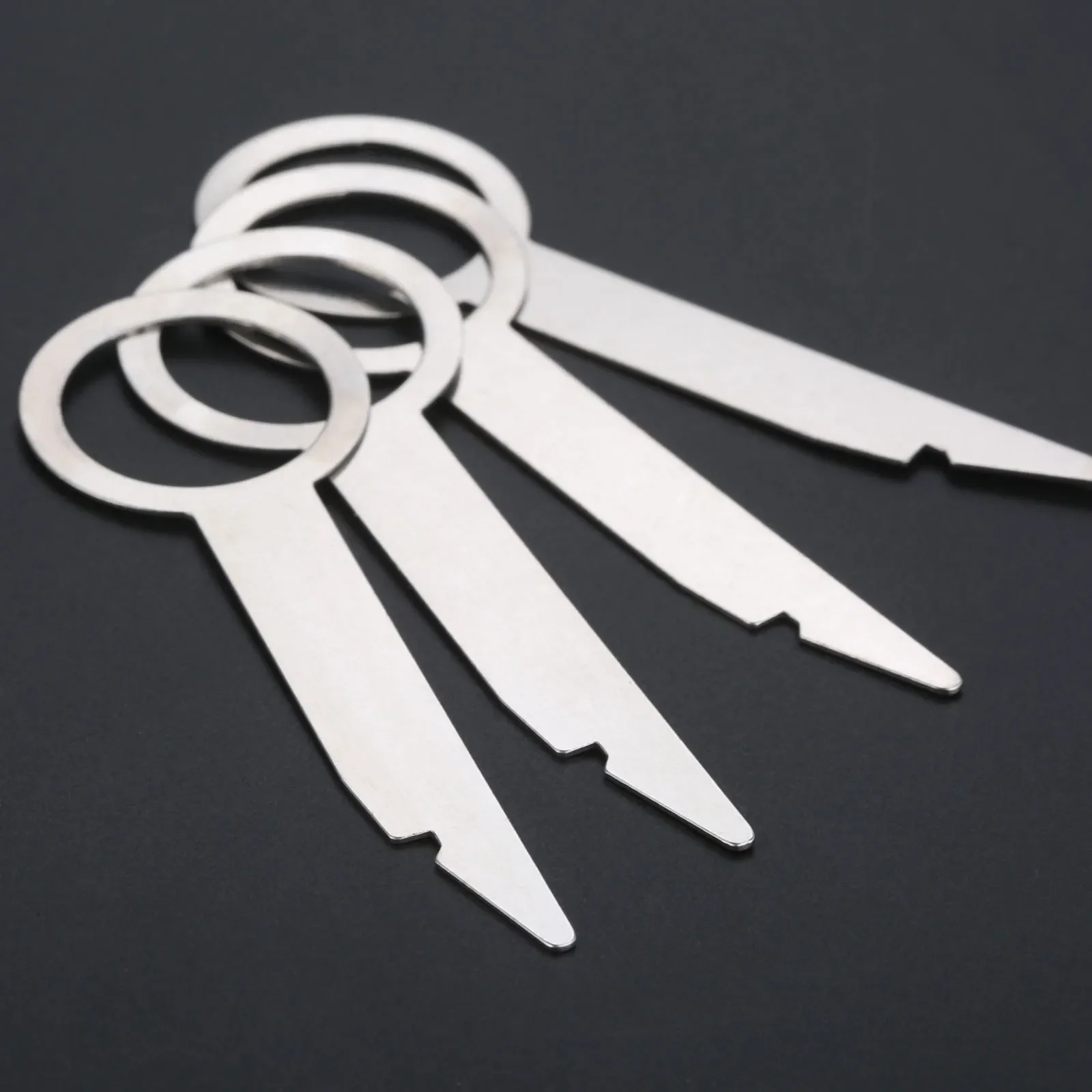 4Pcs Auto Car Radio Stereo Release Removal Repair Tools Keys Set Sheet Metal Tool for Ford Passat Touran Skoda Delta - Image 4