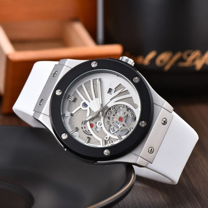 

Мужские кварцевые часы 2025 года со светящимися стрелками и календарем даты, водонепроницаемый ремешок из нержавеющей стали, деловой повседневный спортивный
