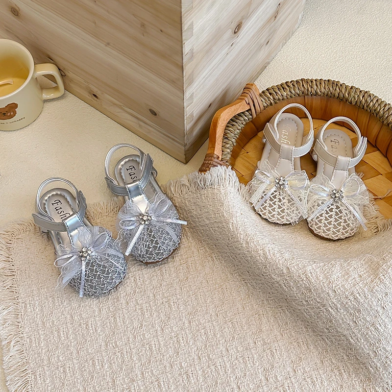 

Mumoresip Kids Beach Shoes Hook&loop Versatile Children Sandals Princess Style 2026 Summer New Children Casual Shoes Soft Bottom