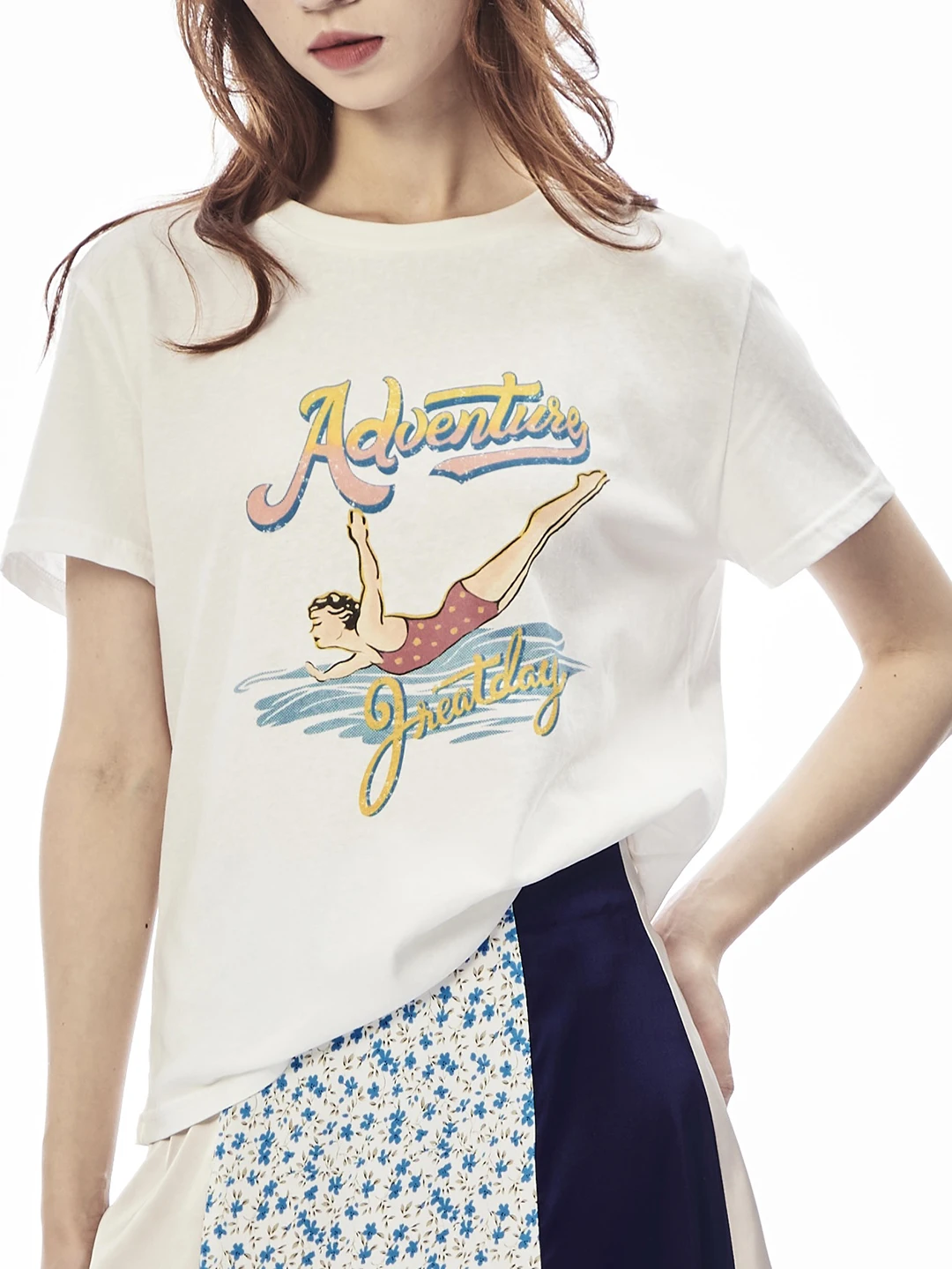 

Summer Vintage Print ort Sve T-irt Women's Loose Fit Cotton Sweat Absorbent Creative Cartoon Design round Ne Top