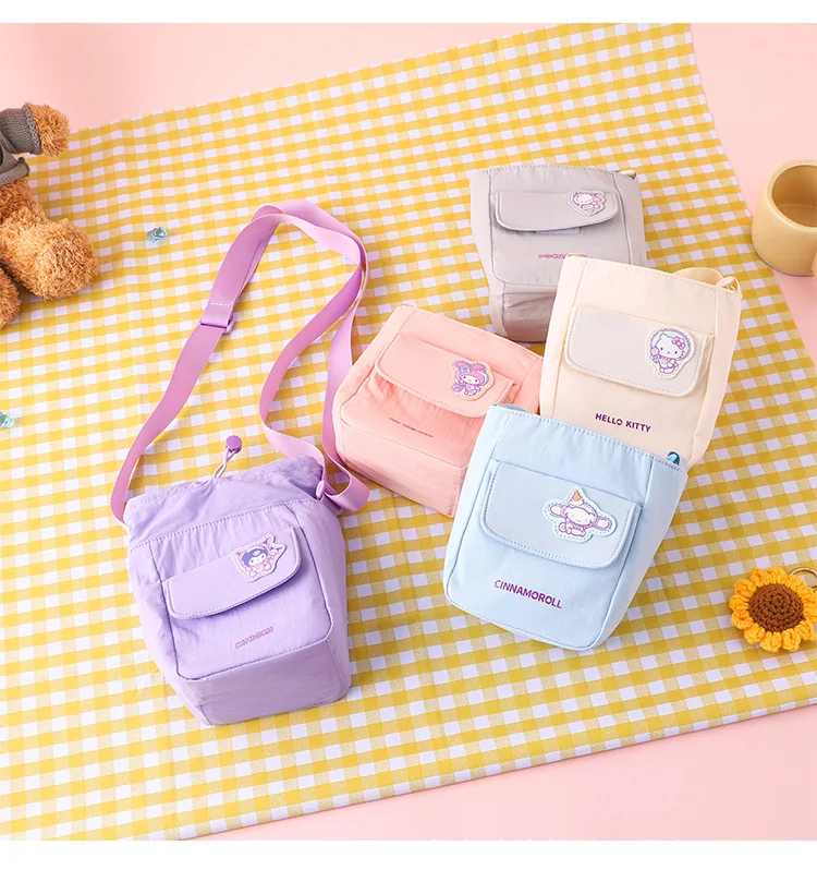 

Kuromi Cartoon Makeup Bag Sanrio Anime Kawaii Cute Mobile Phone Bag Korean Version High School Students Portable Niche Bag