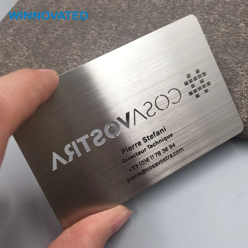 10 0, peças. Cartão VIP de metal escovado de aço inoxidável com corte a laser prateado personalizado