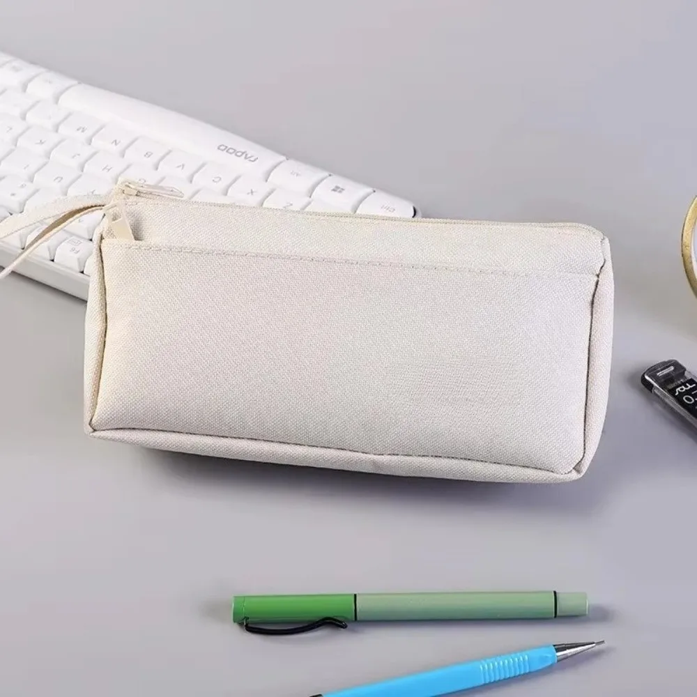 ​Multi-Capacity Portable Pen Case​ Lightweight ​Multiple Compartments​ ​Pencil Organizer​ ​Zipper Closure​ Solid Color
