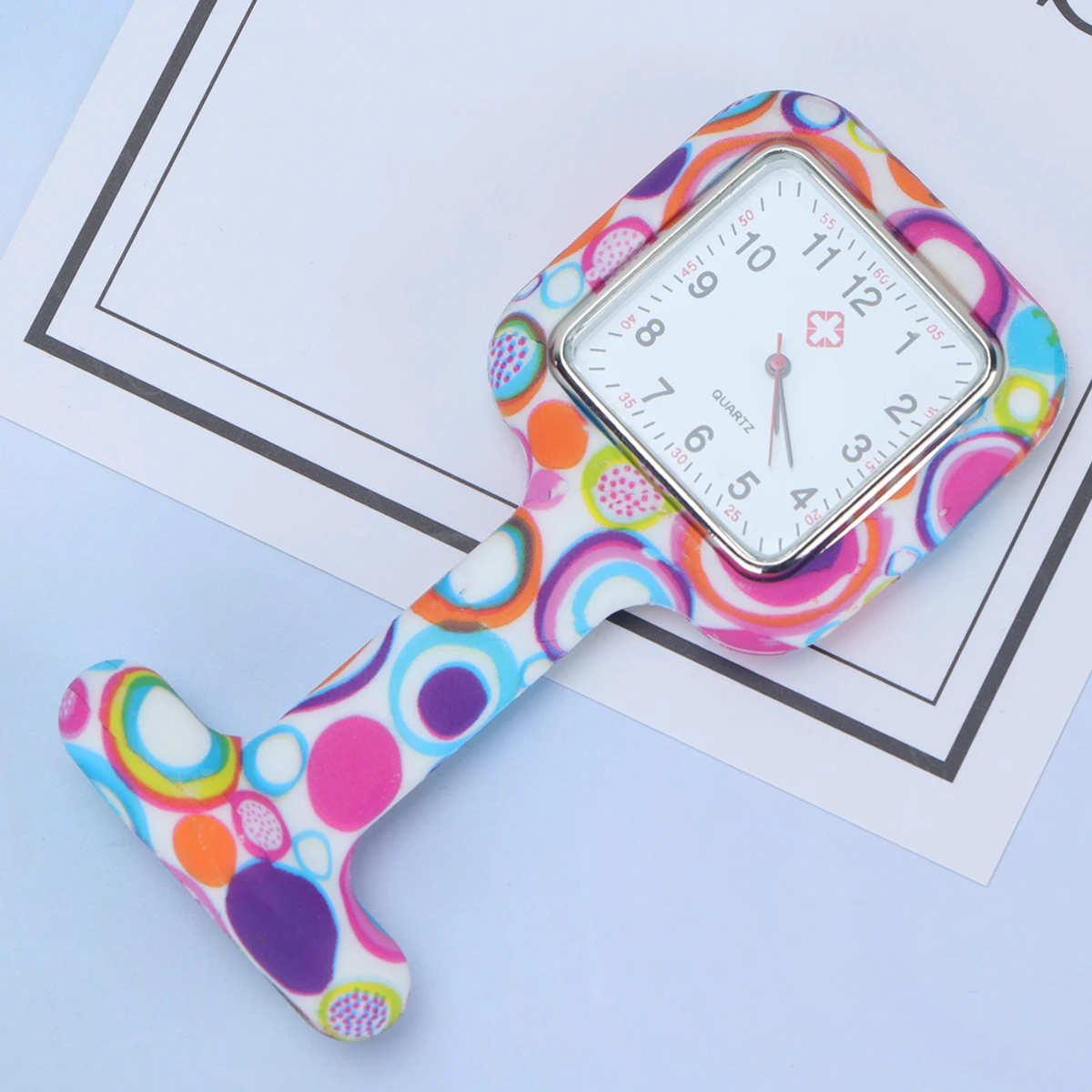 Durable Silicone Nurse Printed Medical Pocket Watch For Doctors Clear Number Square Hanging Watch Women Gift (Random Color)