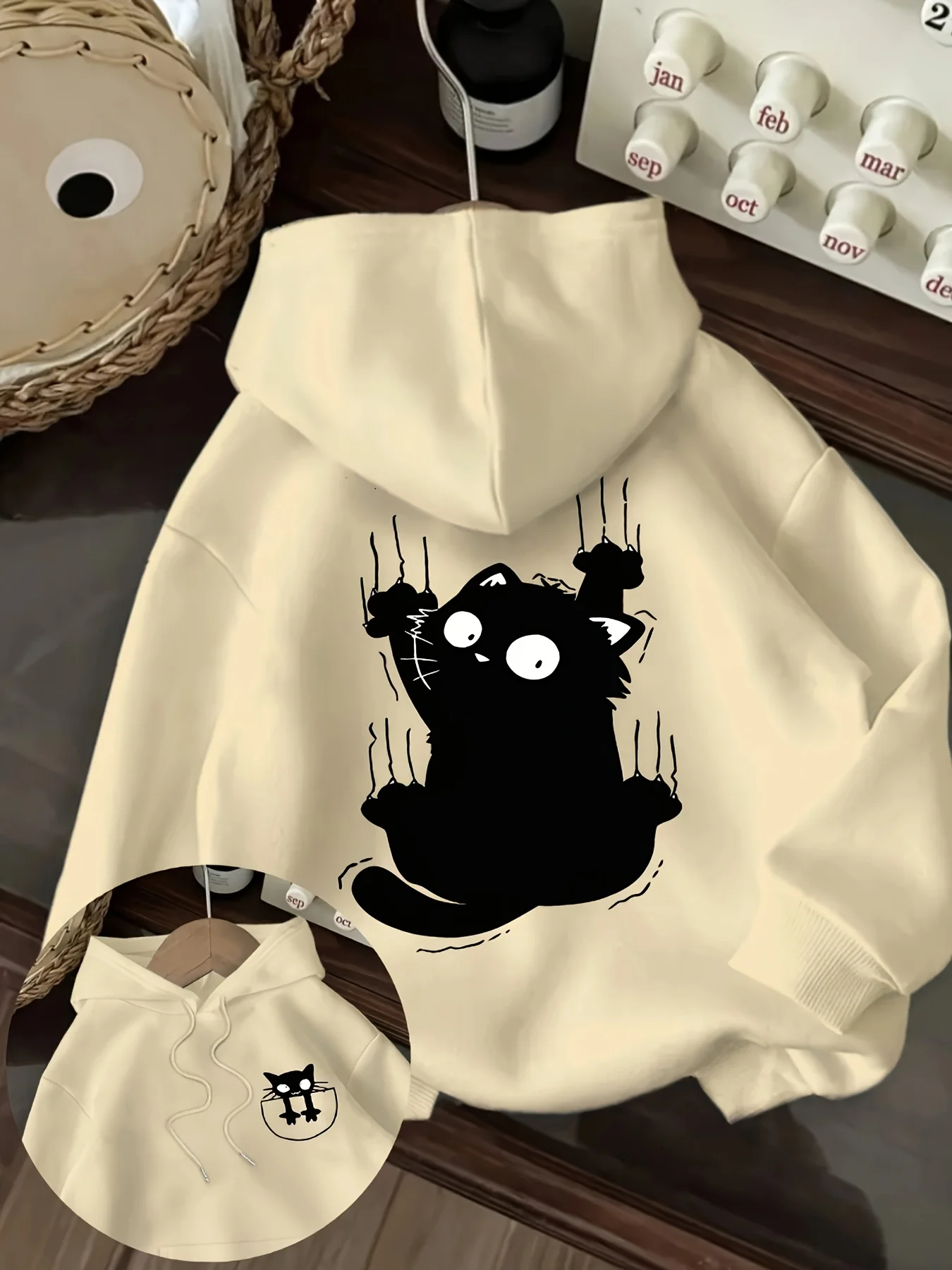 Black cat pattern printed hooded sweatshirt, casual pullover for winter and autumn seasons, new women's clothing sweatshirt