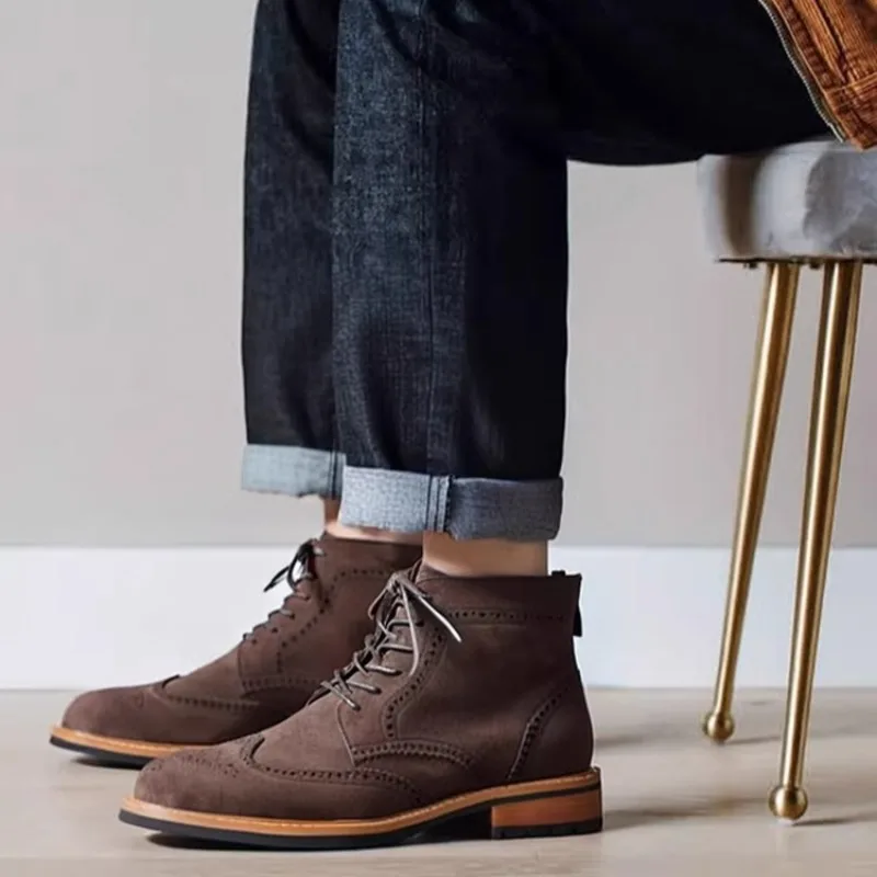 

Мужские ботинки в британском стиле: повседневные, деловые, мотоциклетные, ретро, из замши, высокие, из натуральной кожи, рабочие ботинки для мужчин