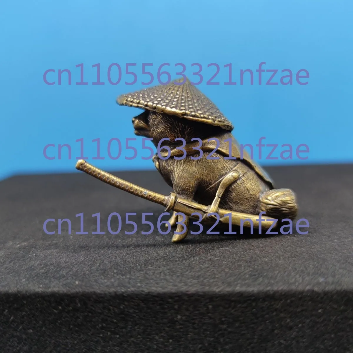 

Chinese brass hand casting mini king cat home statue collectable ornament