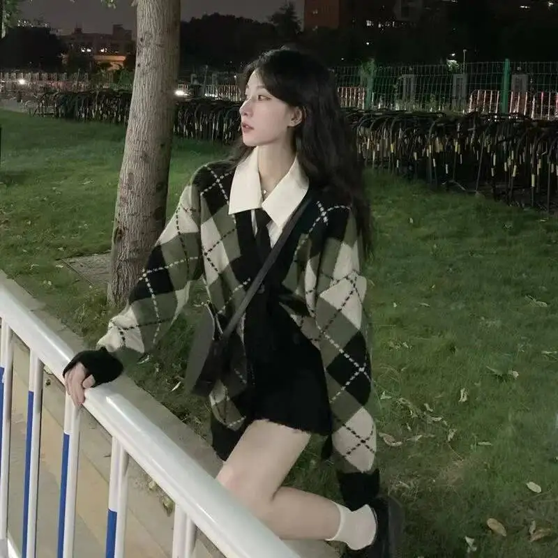 Kardigany damskie w stylu vintage na jesień i zimę, nowy sweter w kratę, dzianinowy, dla studentek, niszowy design.