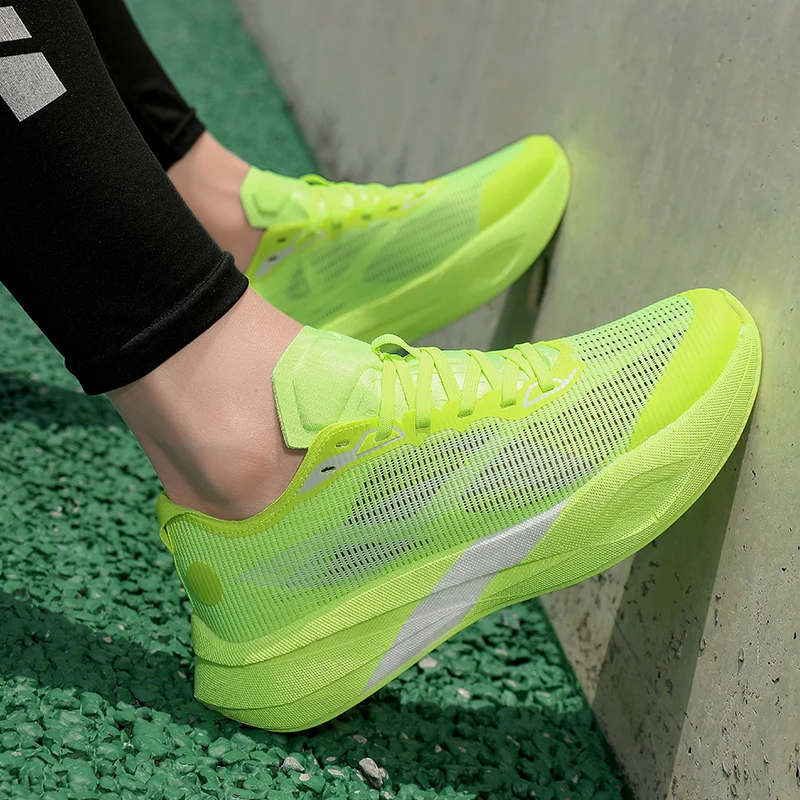 Laufschuhe Männer Frauen Hohe Qualität Volle Palm Carbon Platte Kissen Atmungsaktive Leichte Athletic Training Schuhe Männlich