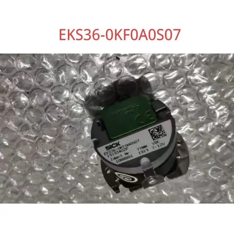 

EKS36-0KF0A0S03 Used tested ok encoder EKS36 0KF0A0S03