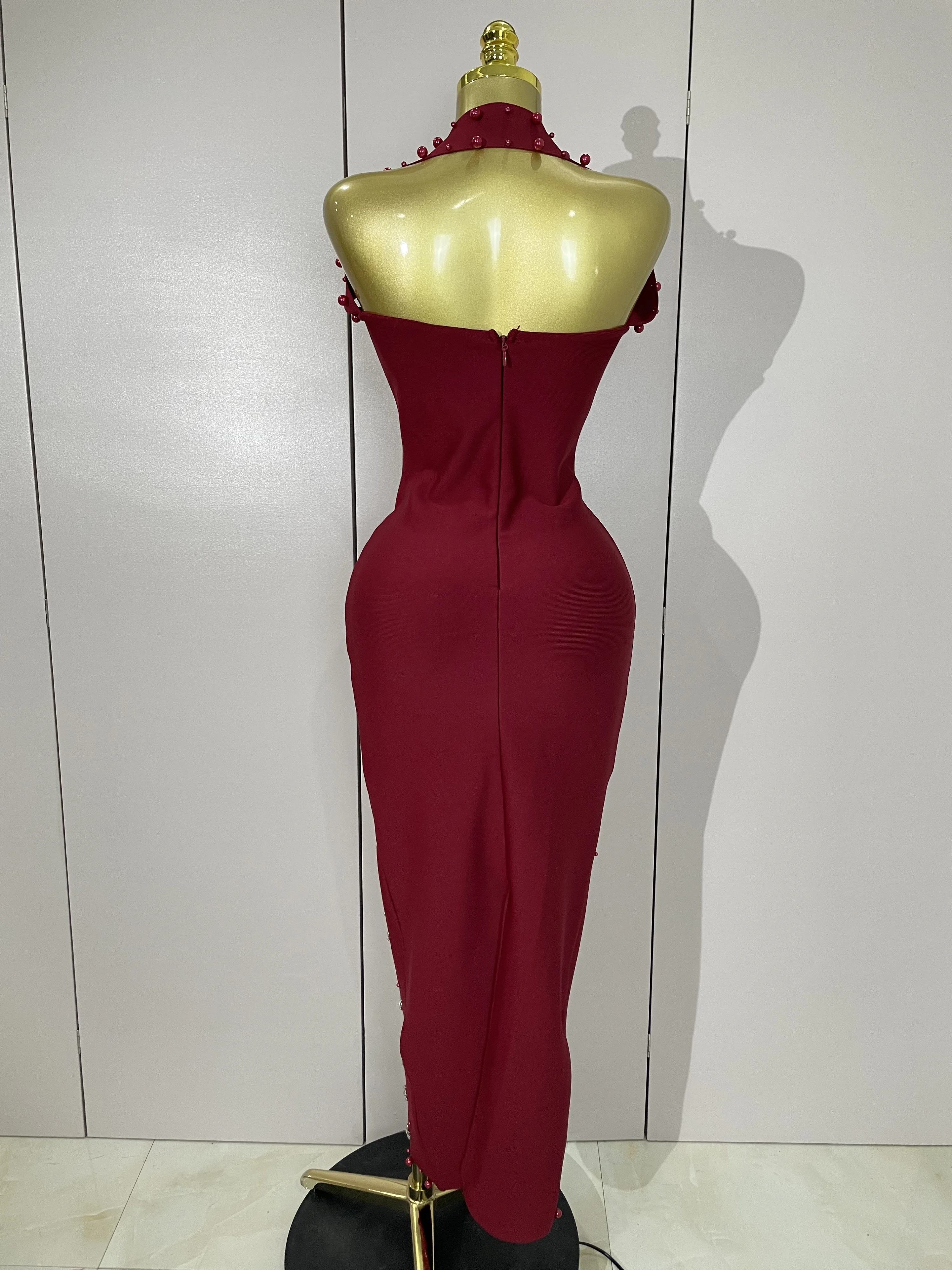 2025 Vrouwen Sparkly Strass Parel Mouwloze Bodycon Bandage Lange Jurk Avond Club Party Elegante Luxe Verjaardag Jurken