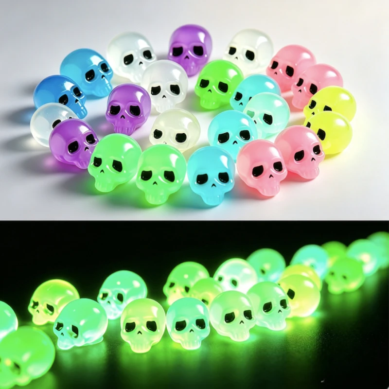 20pcs Mini Luminous Skull Heads Resin Accessories Desktop Decoration Car Ornaments DIY Luminous Figurines Halloween Party Decor