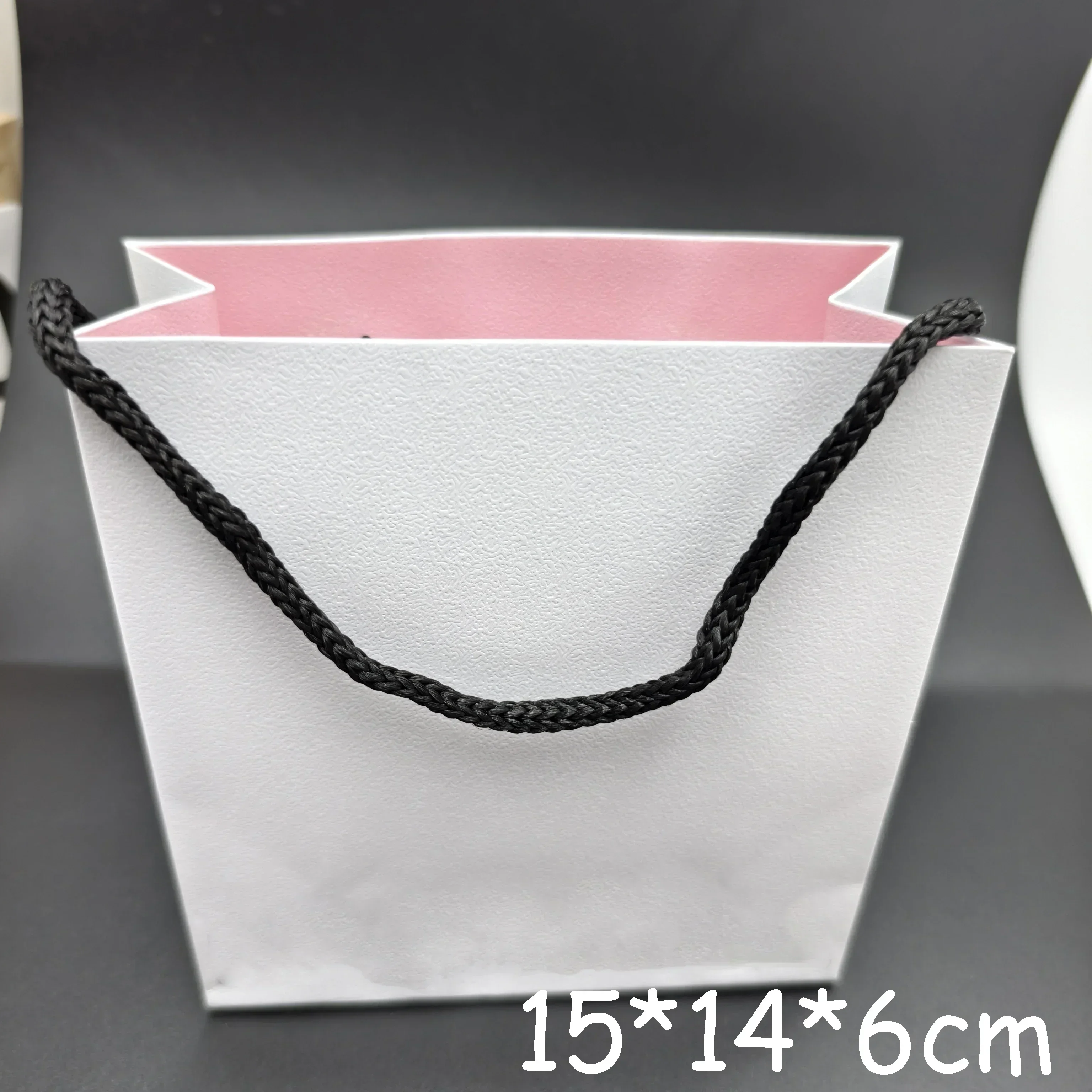 MOTO Accessories 2024 New Gift Box Ring Earrings Bracelet Necklace Beautiful Packaging box Pandora Jewelry box Tote bag